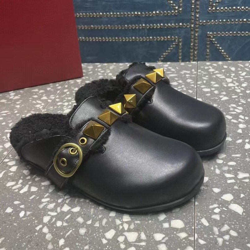 Studded Shearling-Lined Genuine Leather Clog Mules – Luxury Comfort Slides - Image 3