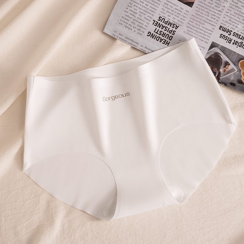 Ice Silk Antibacterial Crotch Seamless Women Underwear - Image 4